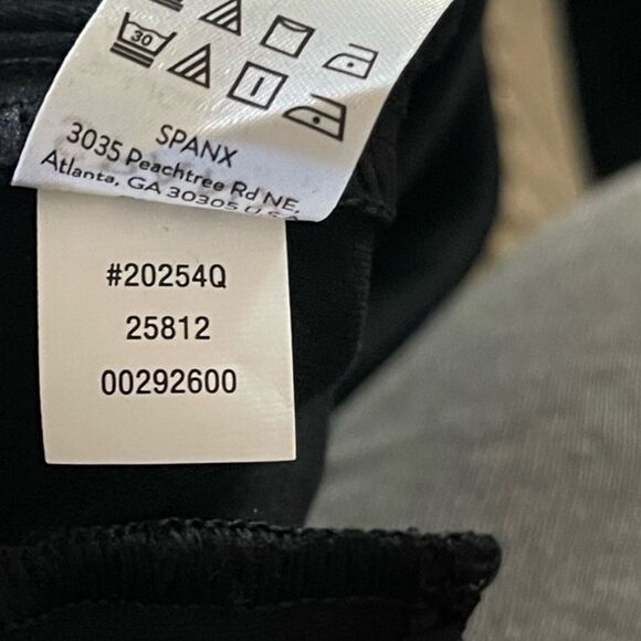 NEW Spanx high waist straight leg Ponte pants black - Picture 8 of 9